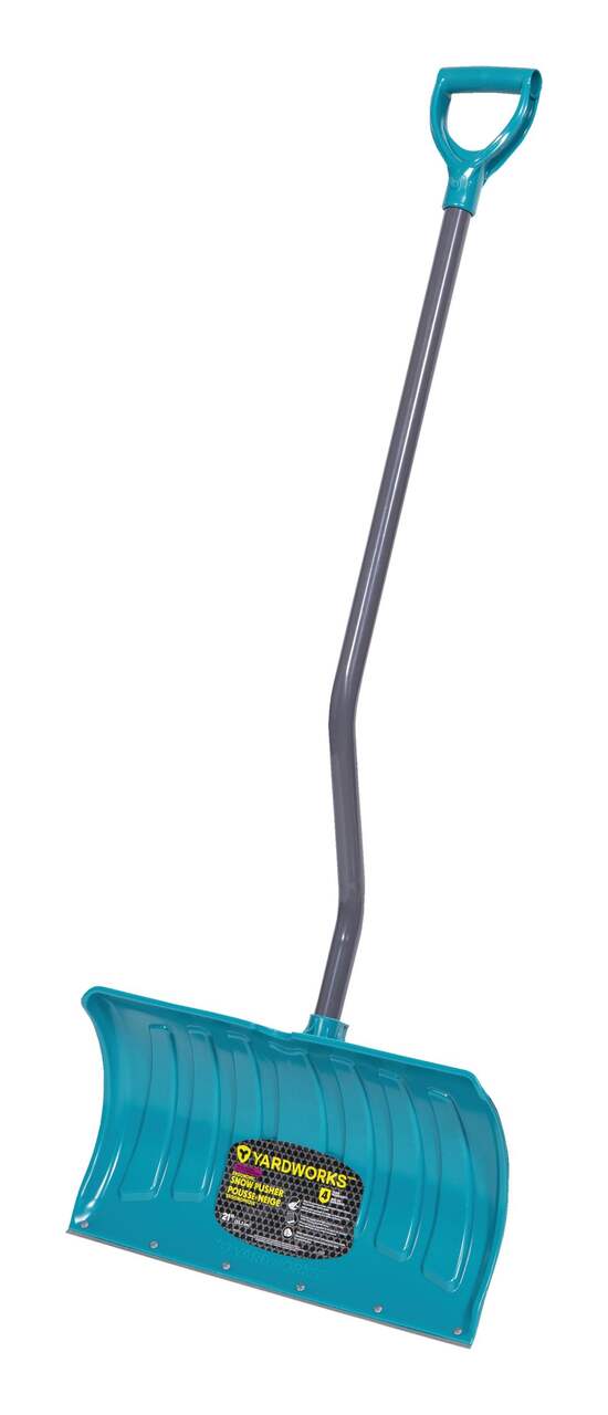 yardworks-21-ergonomic-snow-pusher-with-wear-strip-e81e3020-afc5-4c91-9355-8720a62adaaf-jpgrendition Yardworks HD Ergo Shovel, Pusher with Galvanized Wear Strip, 21-in - Image 1